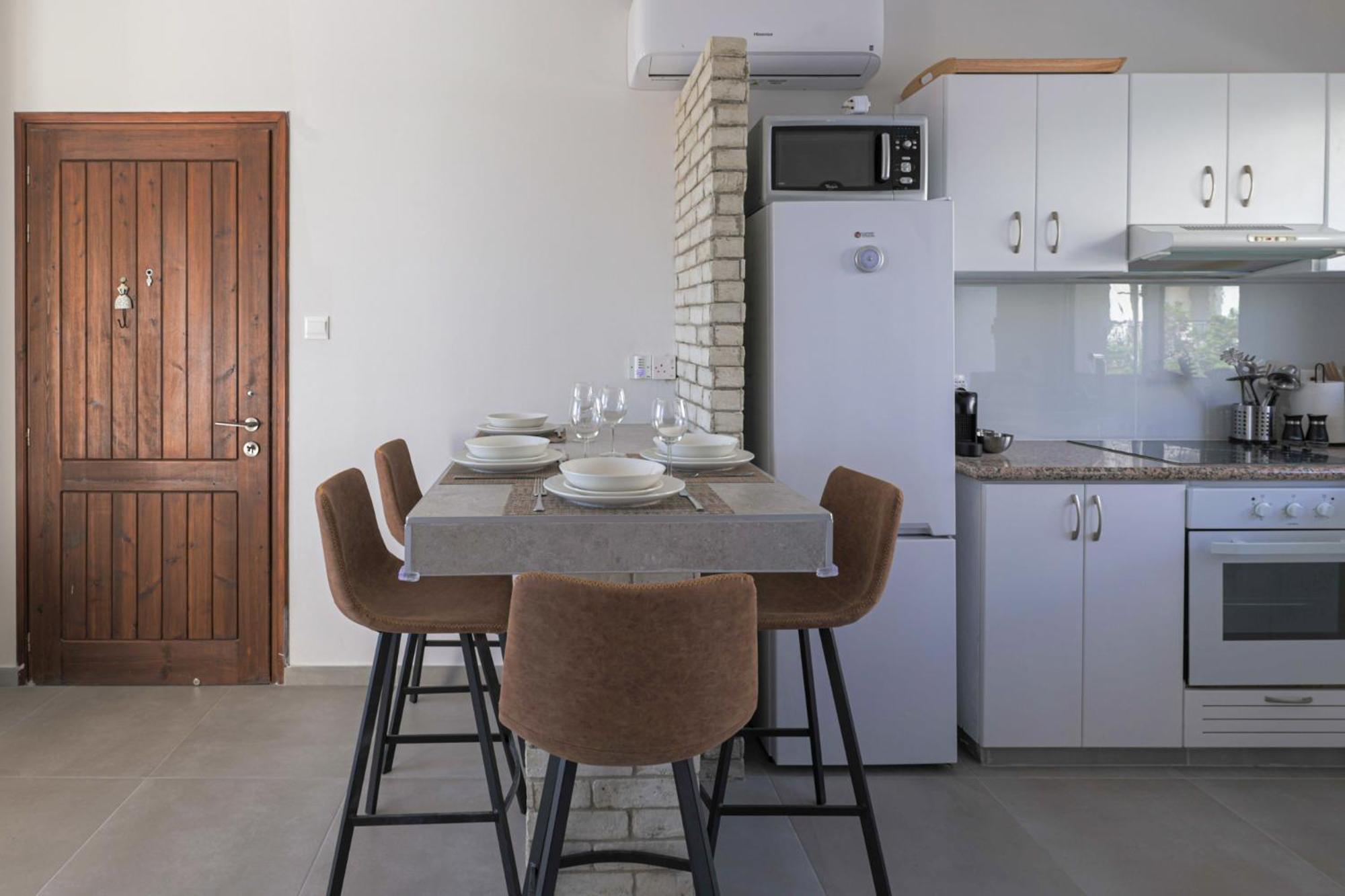 Eden Blue-Horizon 1B, Paphos, Sea View, Pool Apartment Konia Ngoại thất bức ảnh